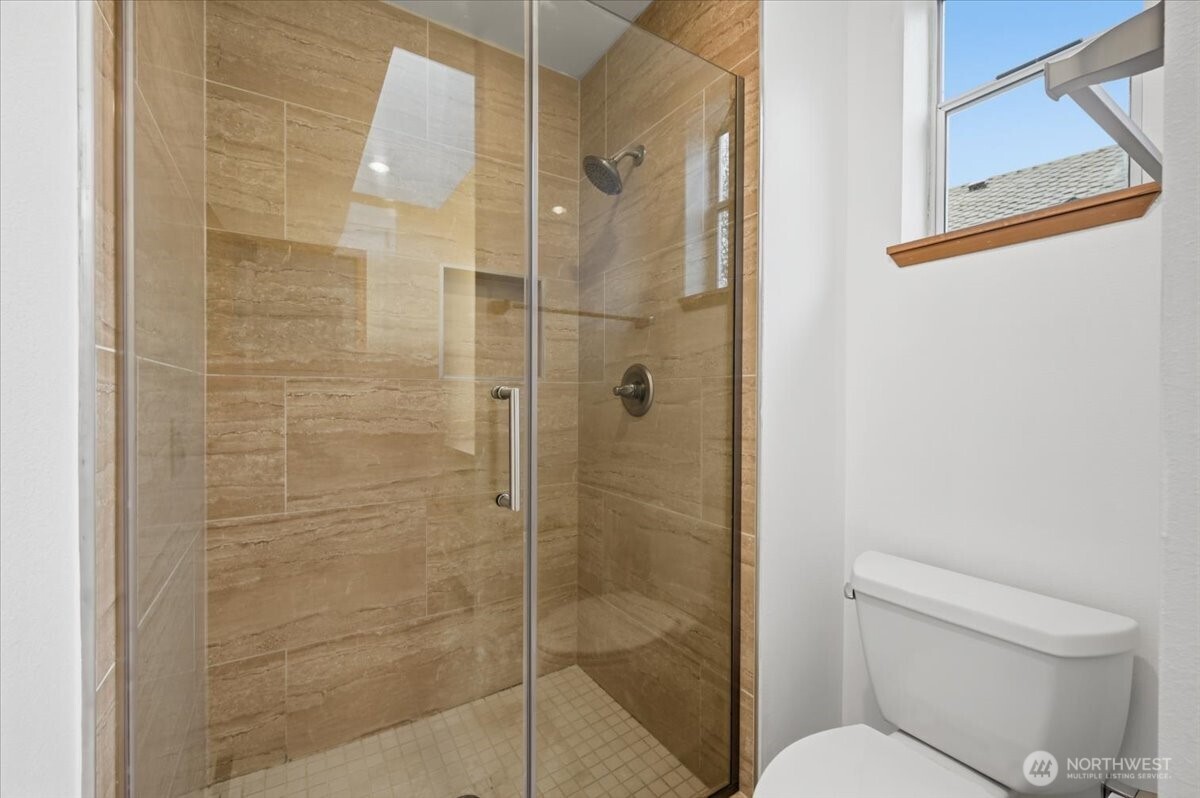 27213 32nd Place S, Auburn, WA 98001