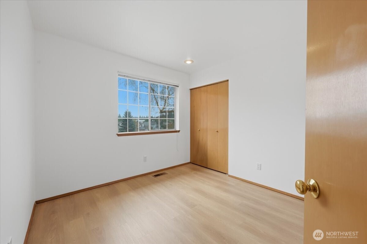 27213 32nd Place S, Auburn, WA 98001