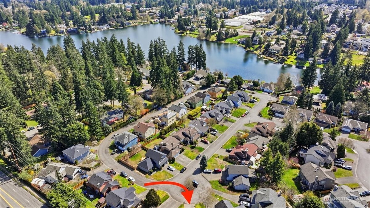 27213 32nd Place S, Auburn, WA 98001