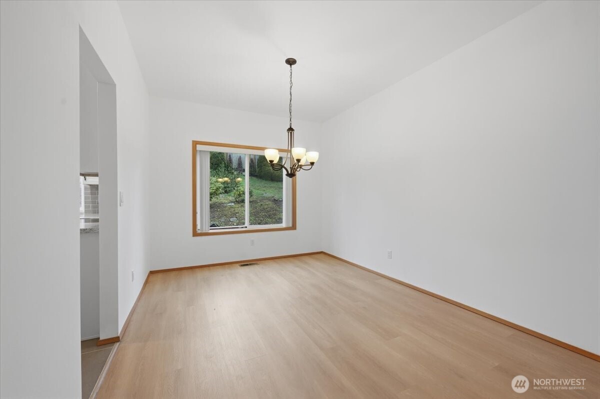 27213 32nd Place S, Auburn, WA 98001