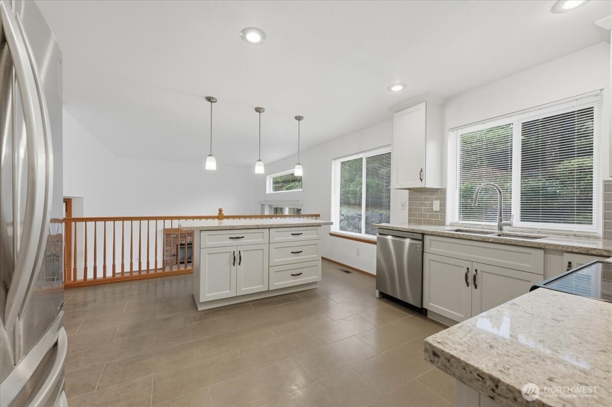 27213 32nd Place S, Auburn, WA 98001