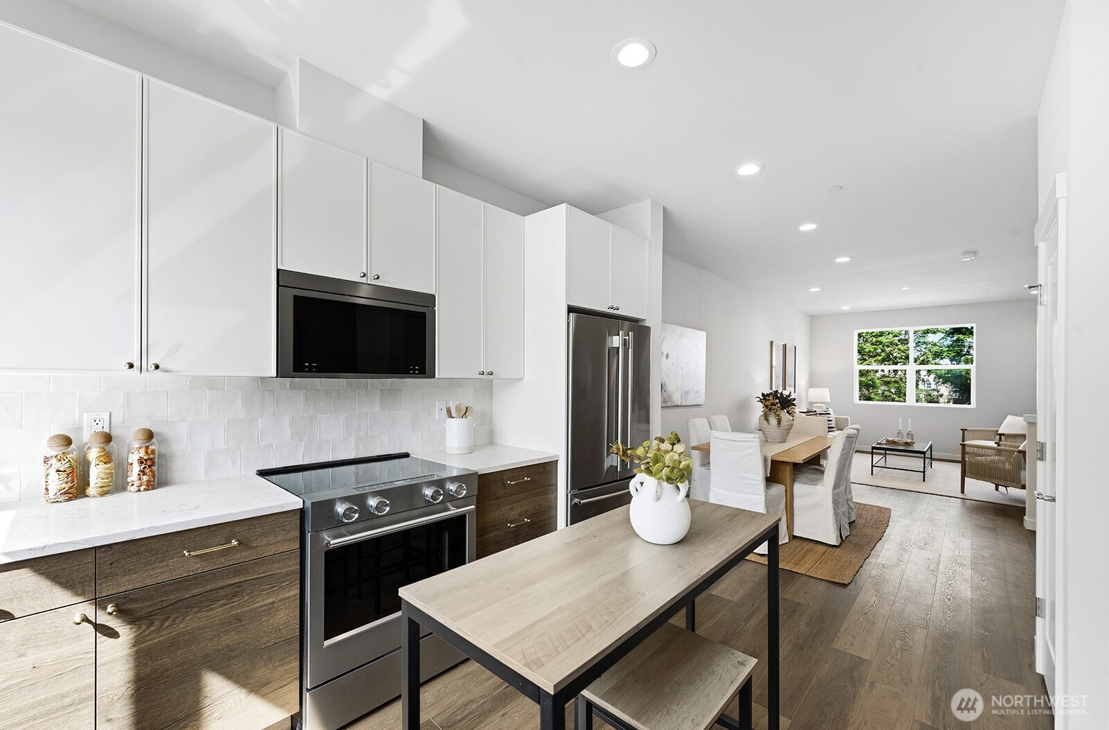 761 7th Avenue NW, Issaquah, WA 98027