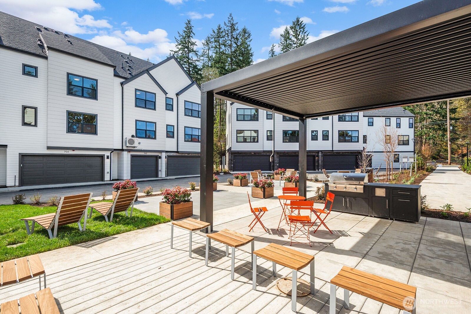 761 7th Avenue NW, Issaquah, WA 98027