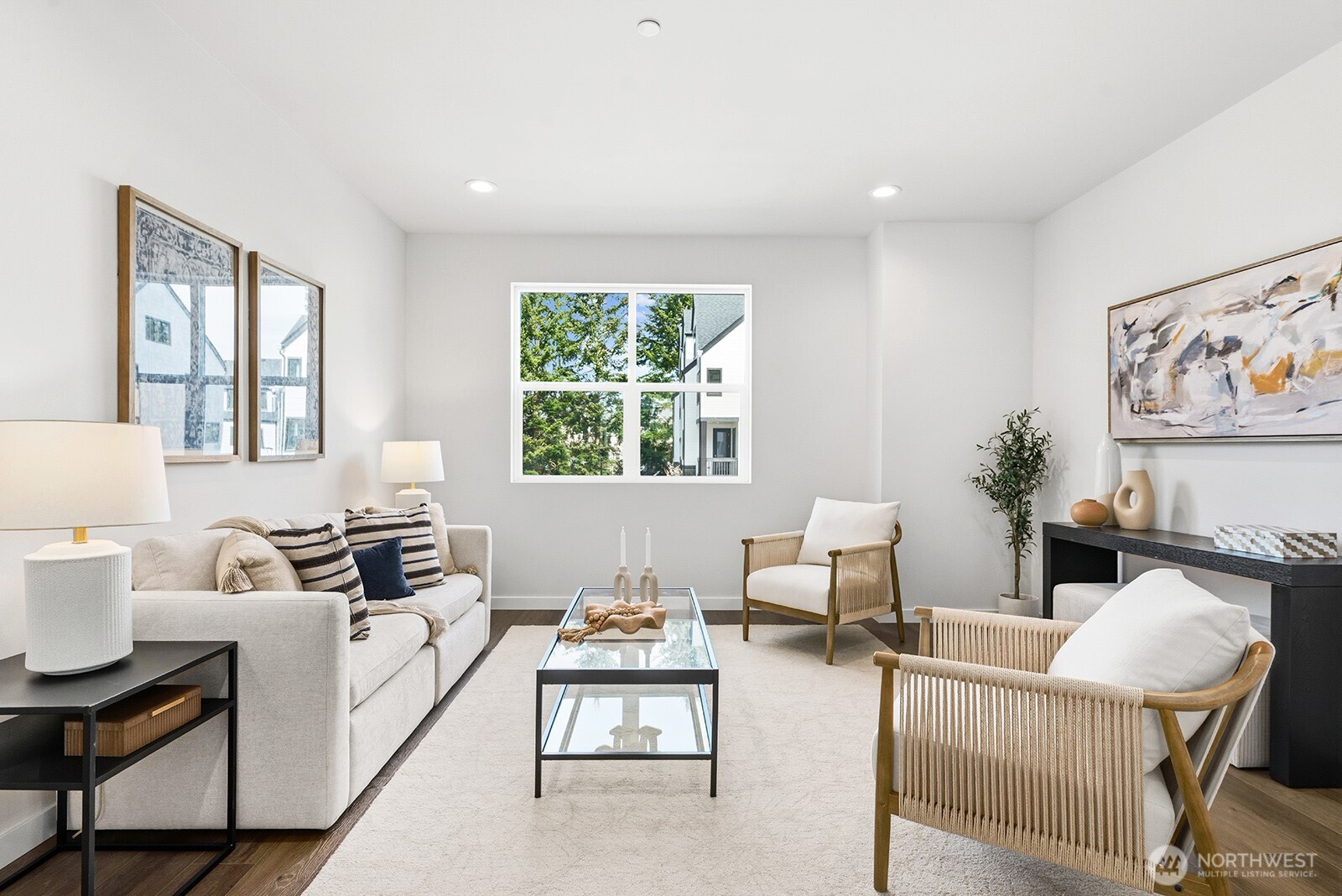 761 7th Avenue NW, Issaquah, WA 98027