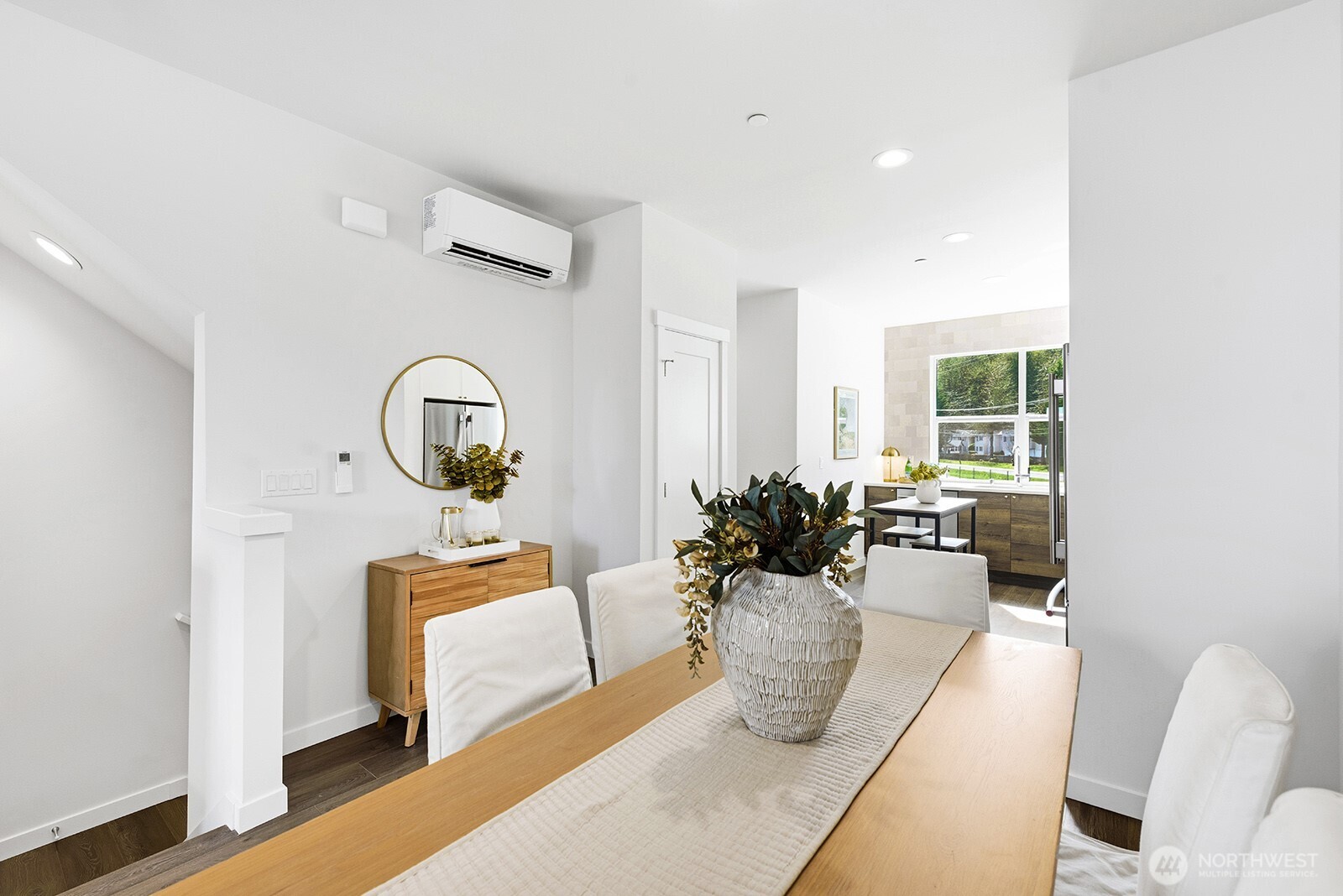 761 7th Avenue NW, Issaquah, WA 98027