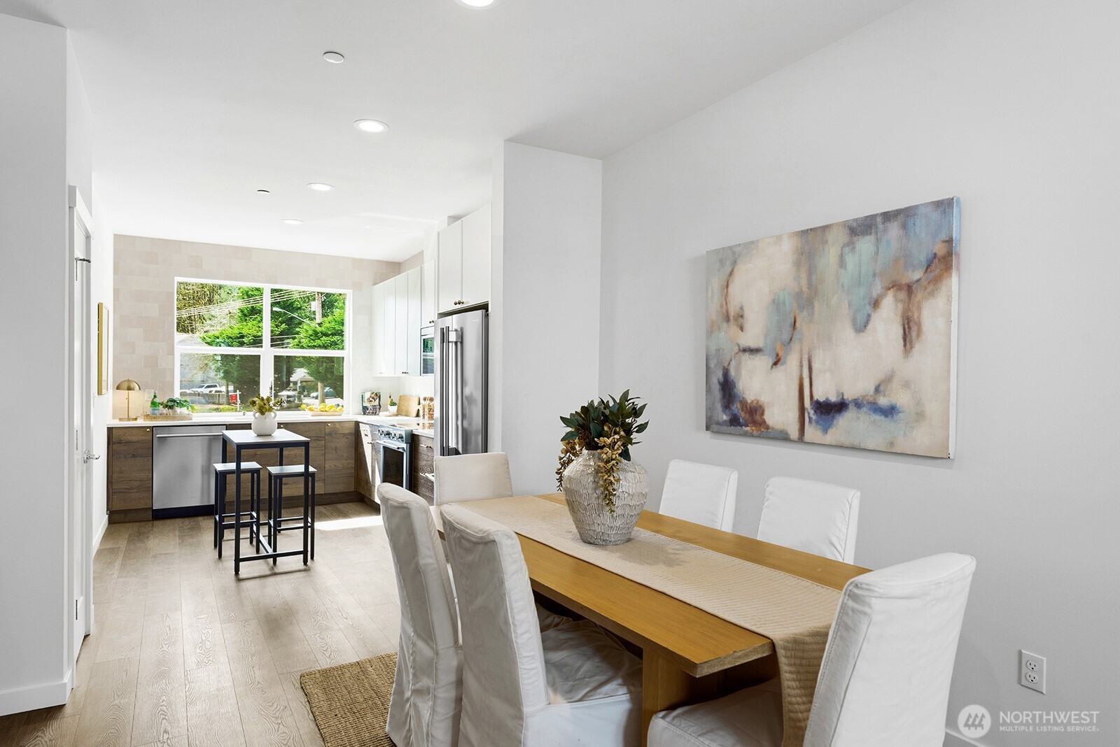 761 7th Avenue NW, Issaquah, WA 98027