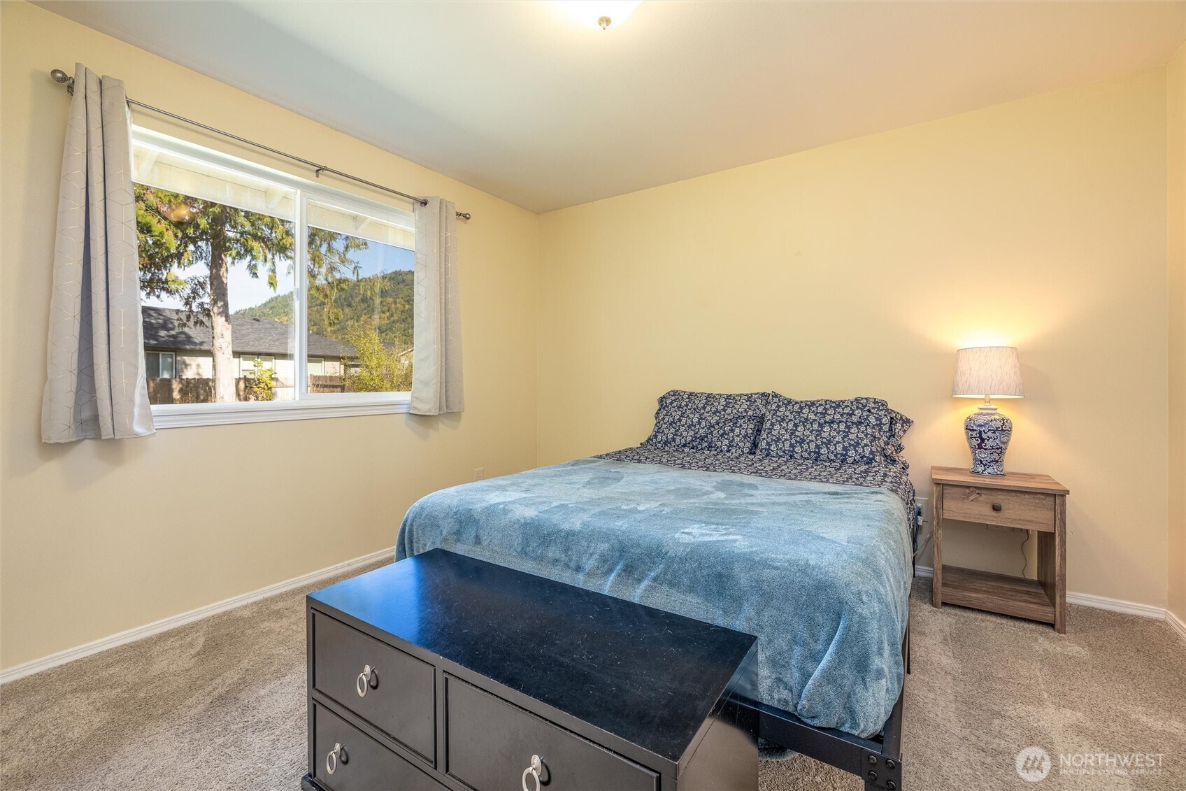 3001 Green Valley Drive , Maple Falls, WA 98266