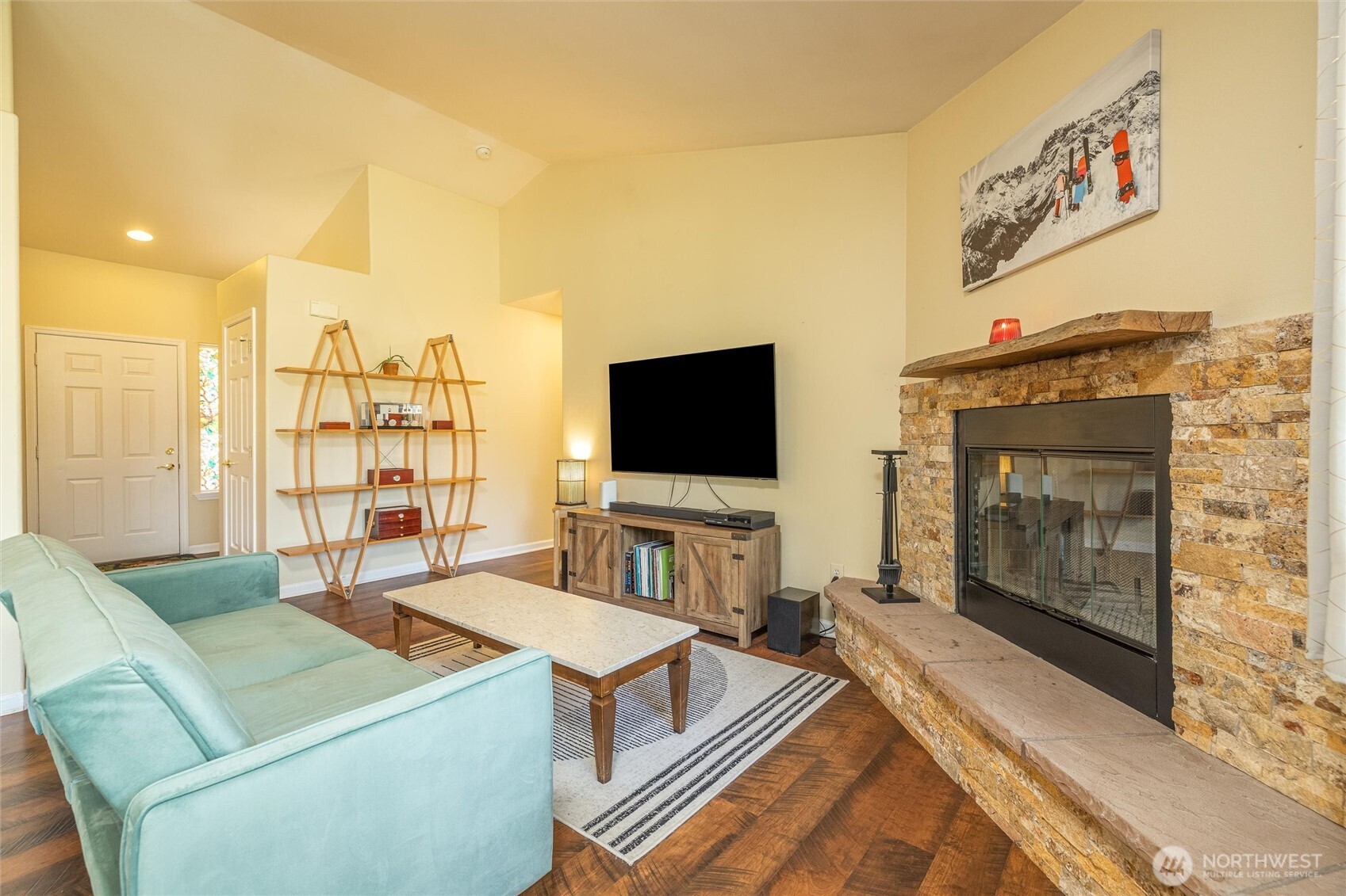 3001 Green Valley Drive , Maple Falls, WA 98266