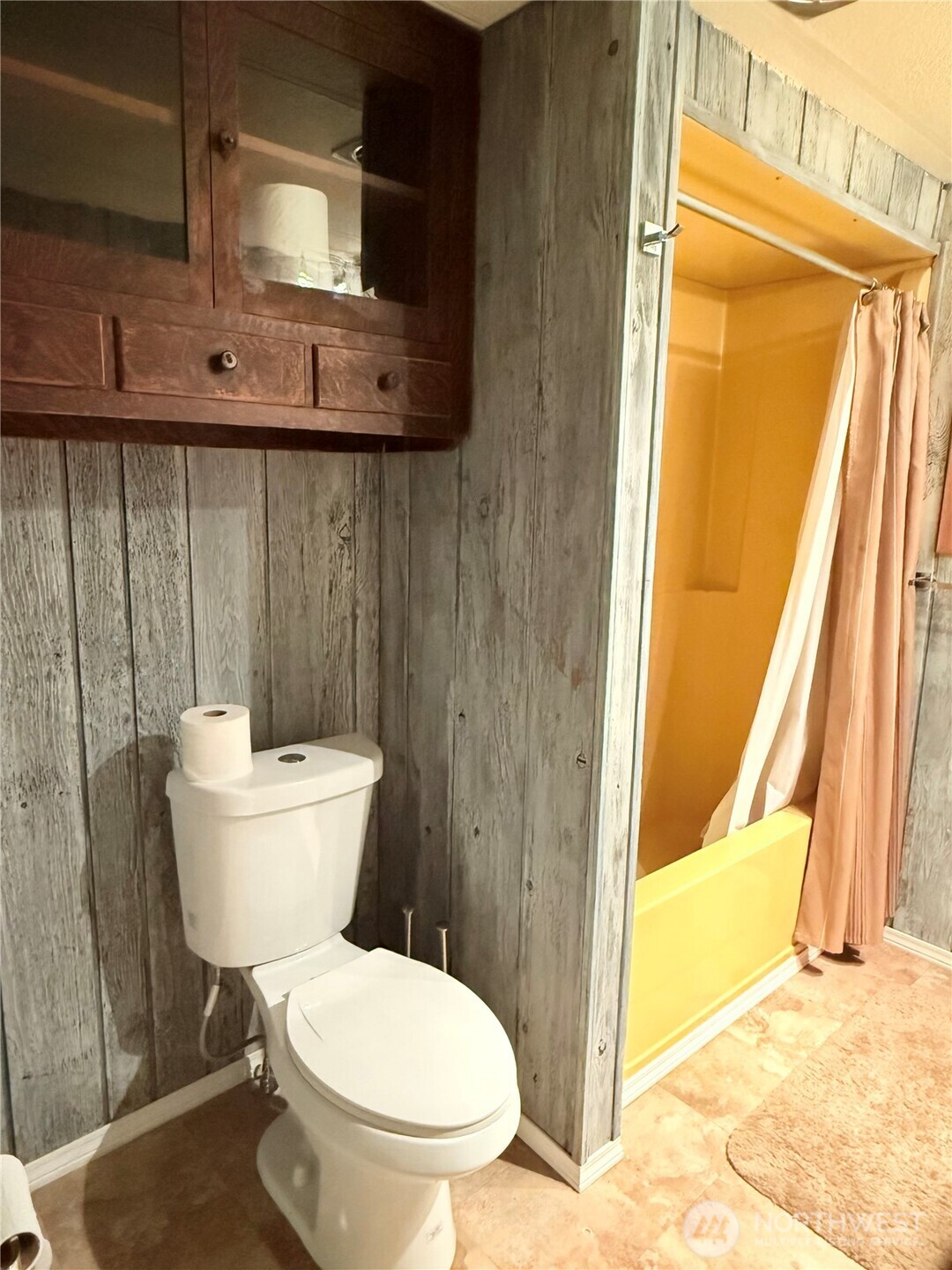 411 SW College Avenue , Wilbur, WA 99185