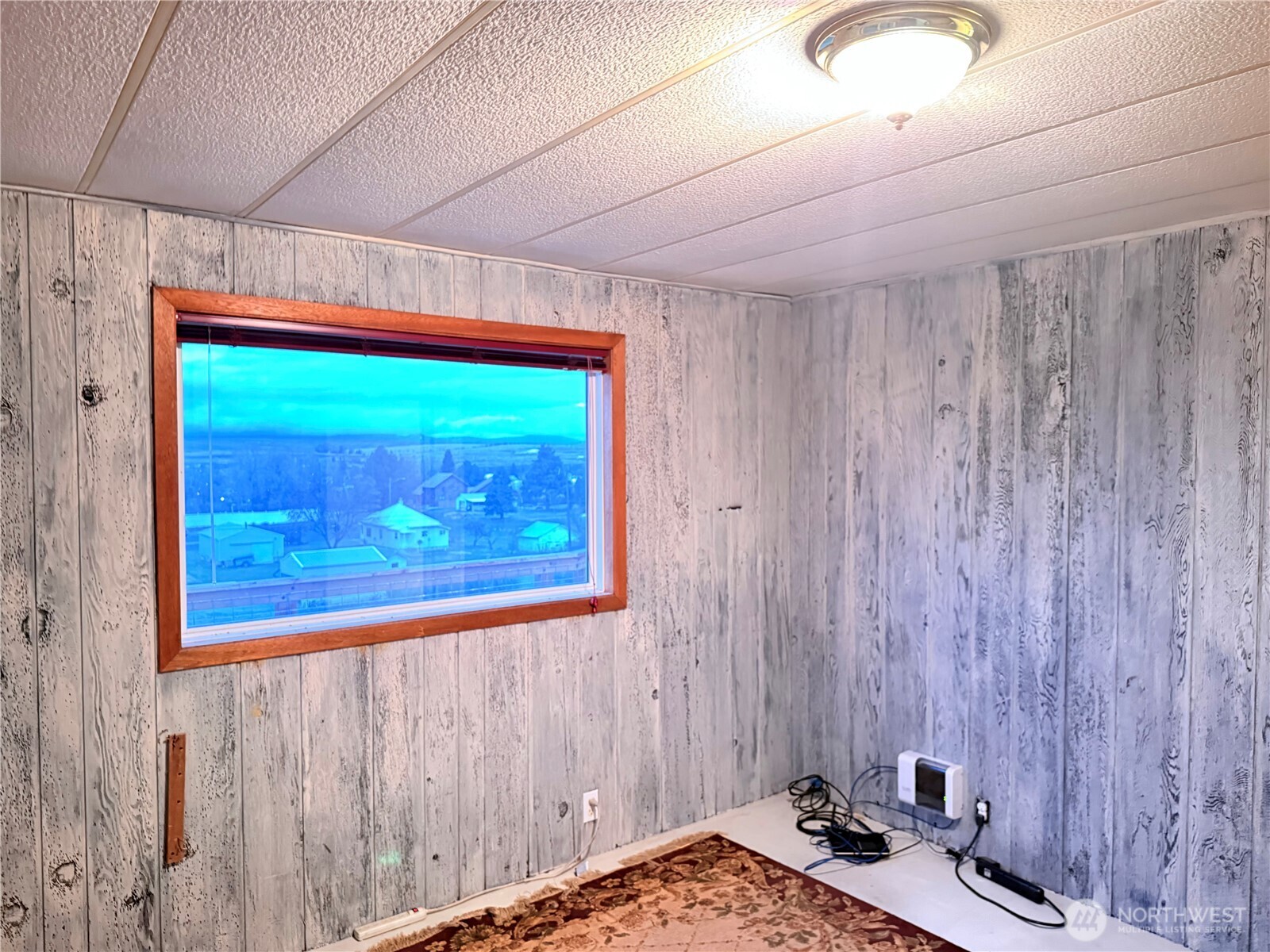 411 SW College Avenue , Wilbur, WA 99185