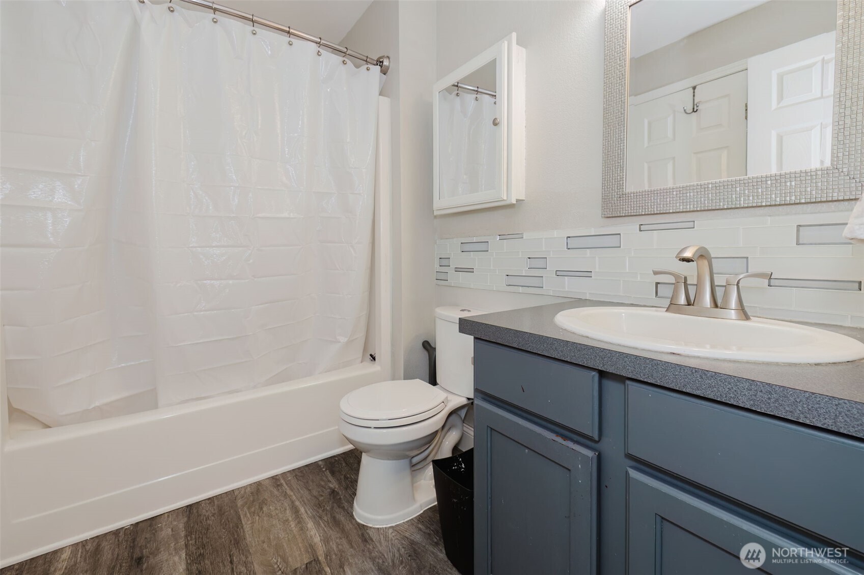 1325 SE Casandra Loop , Port Orchard, WA 98366