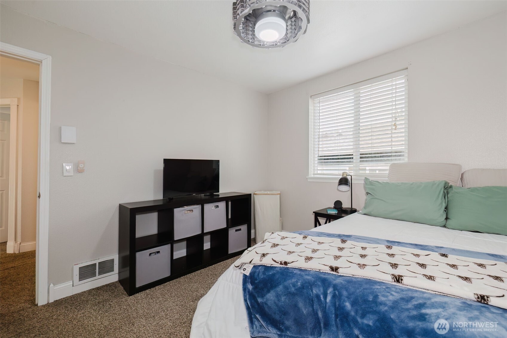 1325 SE Casandra Loop , Port Orchard, WA 98366