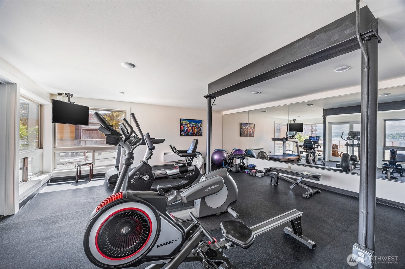 2360 43rd Ave E #404, Seattle, WA 98112