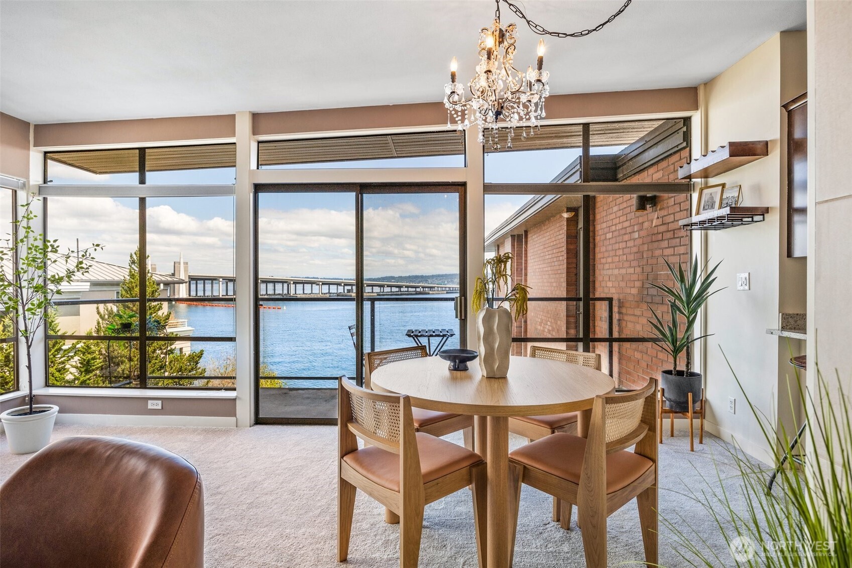 2360 43rd Ave E #404, Seattle, WA 98112