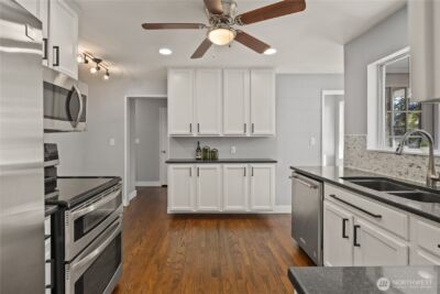 541 NE 130th Street , Seattle, WA 98125 - Photo 12