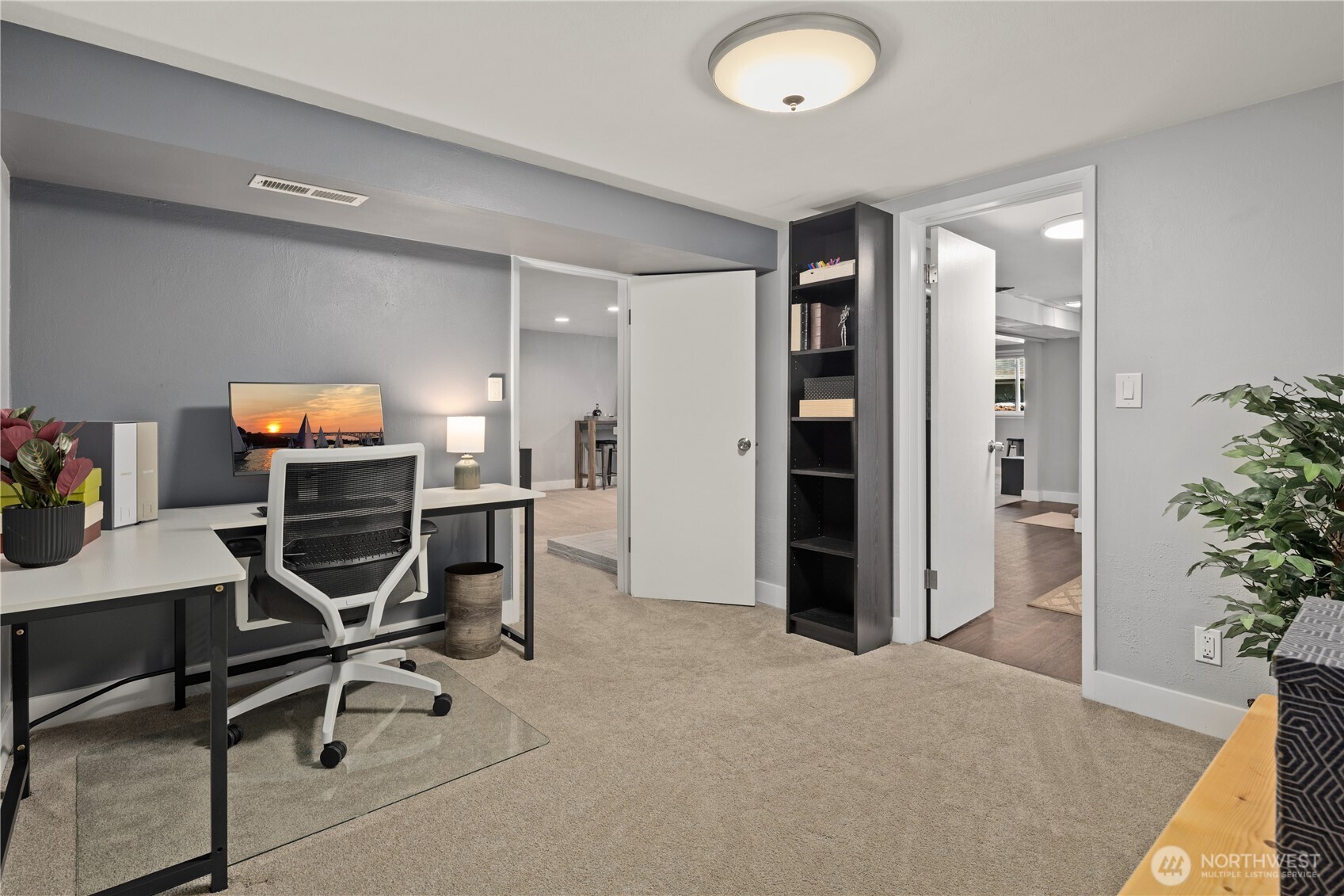 541 NE 130th Street , Seattle, WA 98125