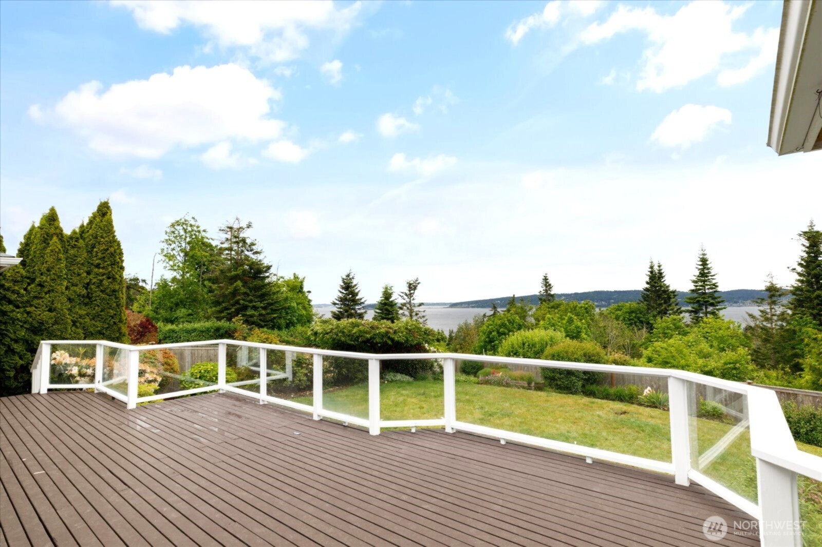 366 Samanthia Lane , Camano Island, WA 98282