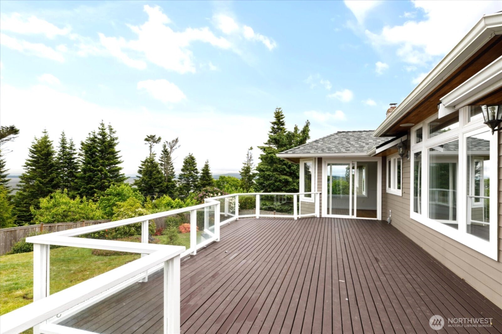 366 Samanthia Lane , Camano Island, WA 98282