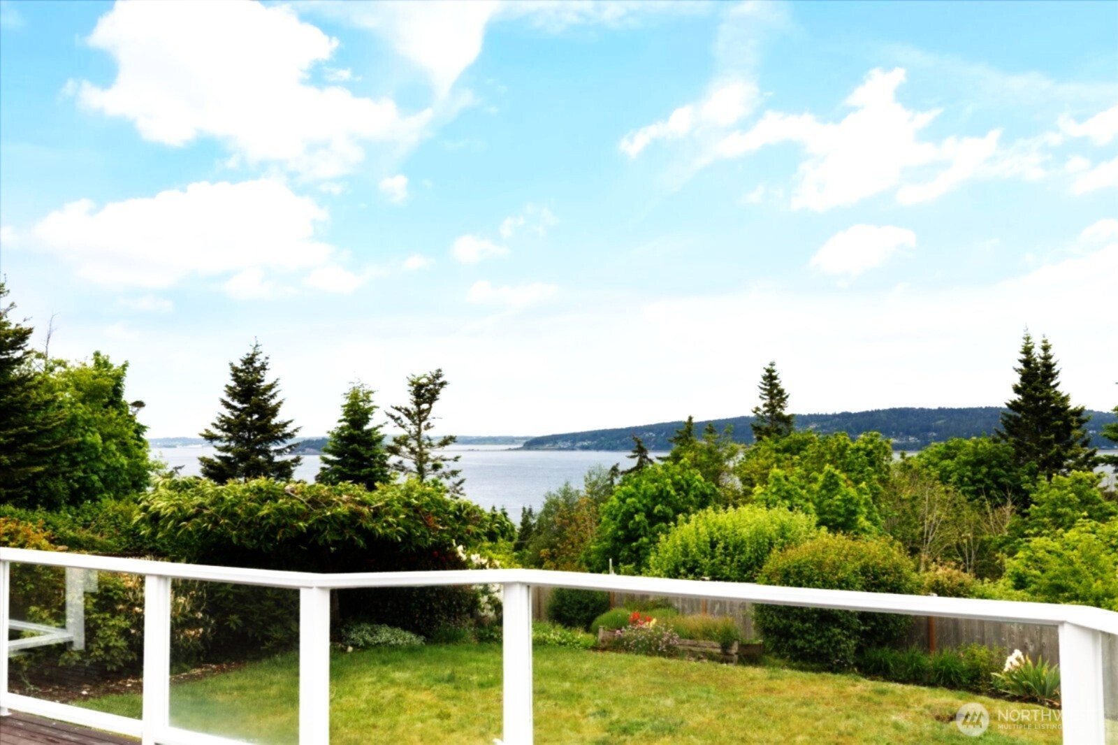 366 Samanthia Lane , Camano Island, WA 98282