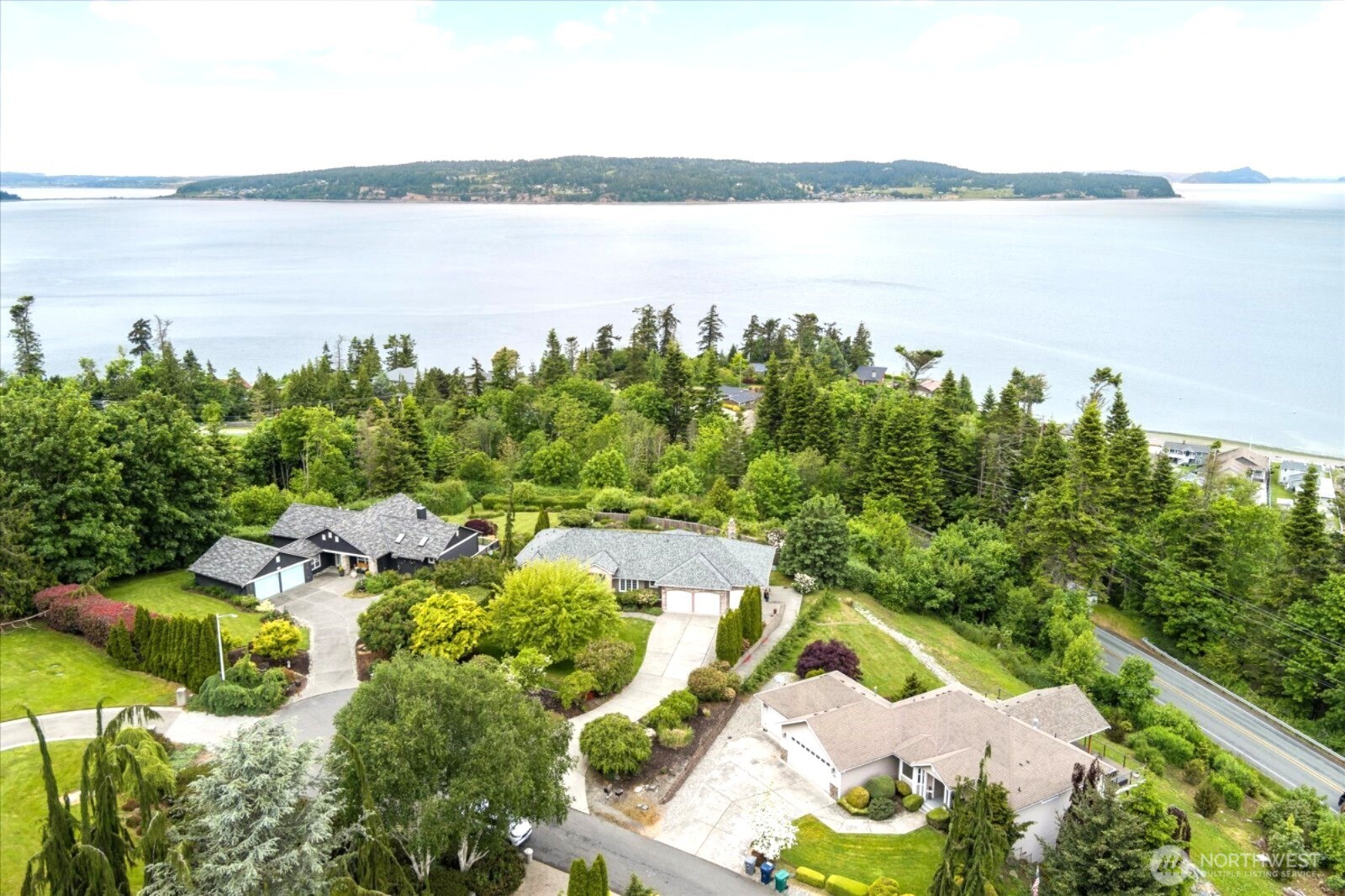 366 Samanthia Lane , Camano Island, WA 98282