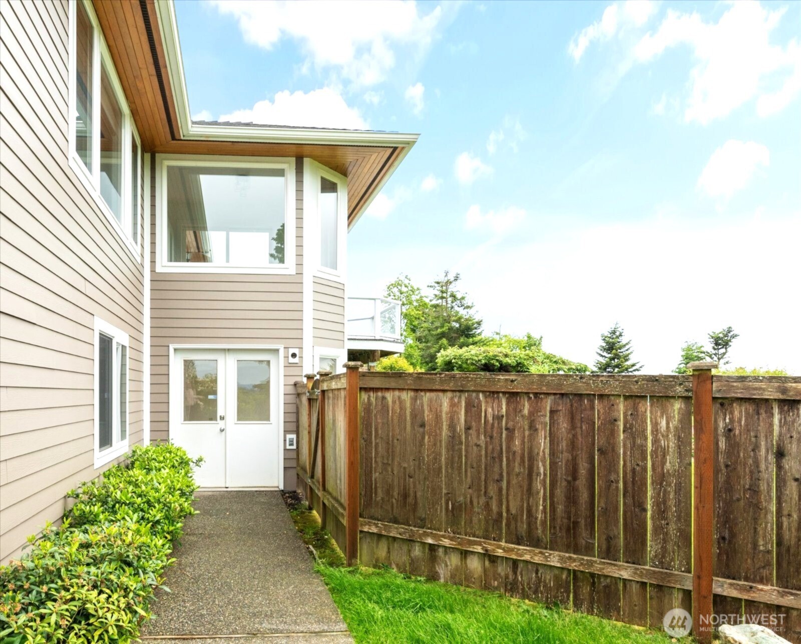 366 Samanthia Lane , Camano Island, WA 98282