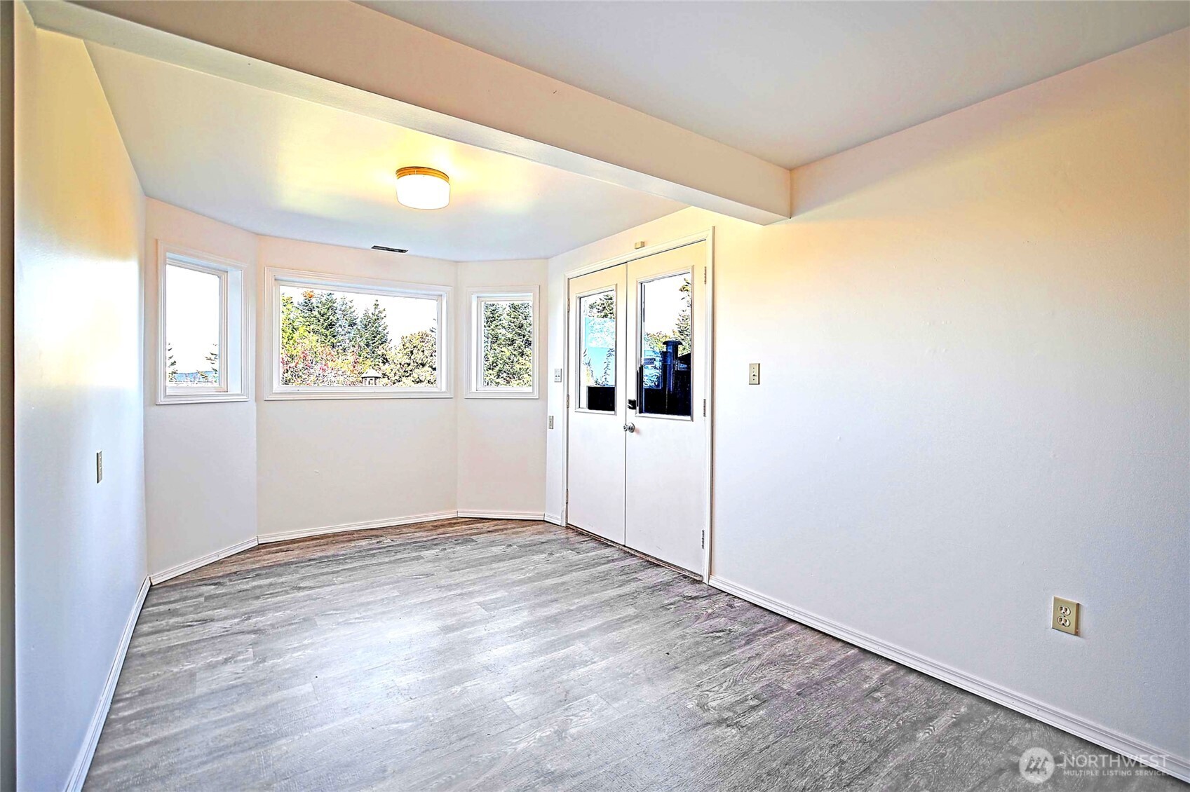 366 Samanthia Lane , Camano Island, WA 98282