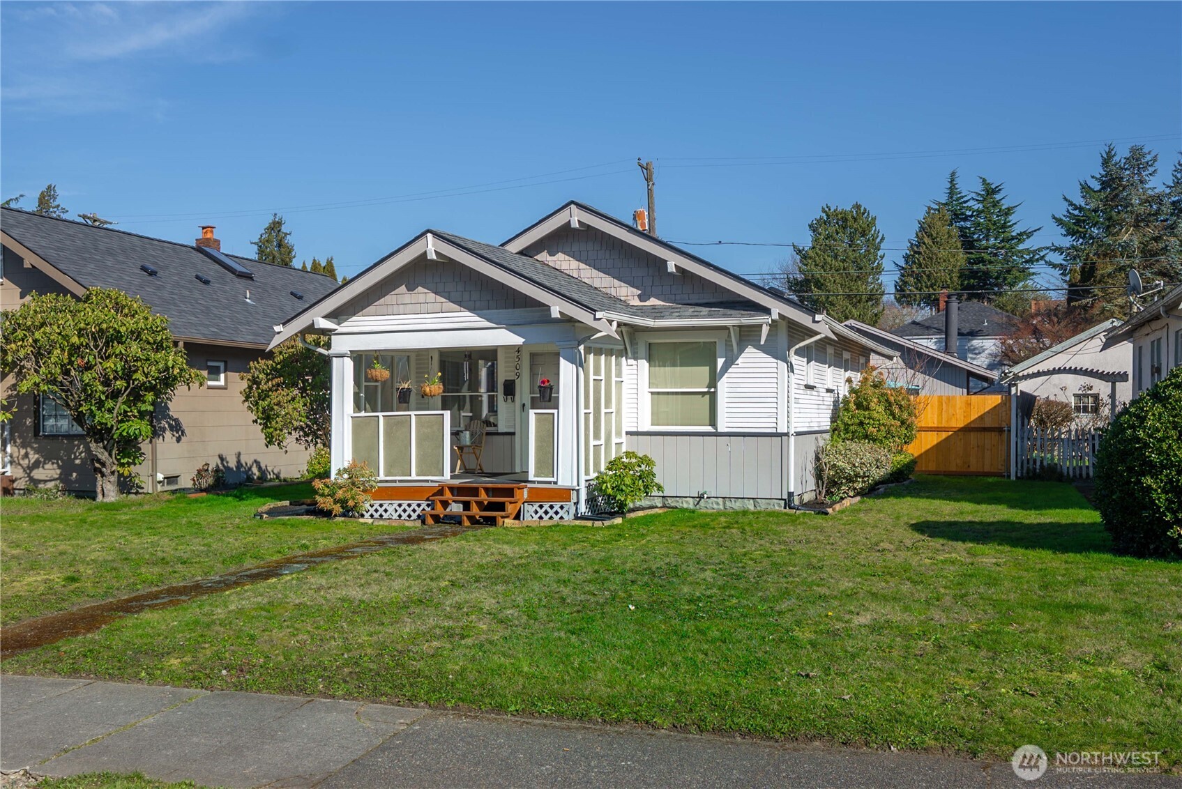 4509 Pacific Avenue , Tacoma, WA 98418