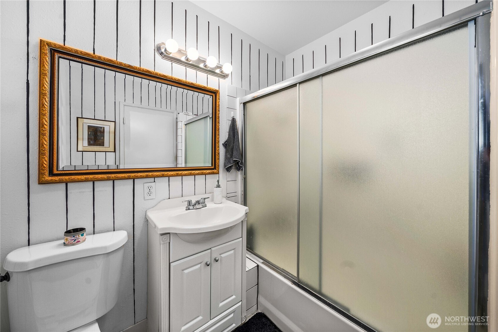 4509 Pacific Avenue , Tacoma, WA 98418