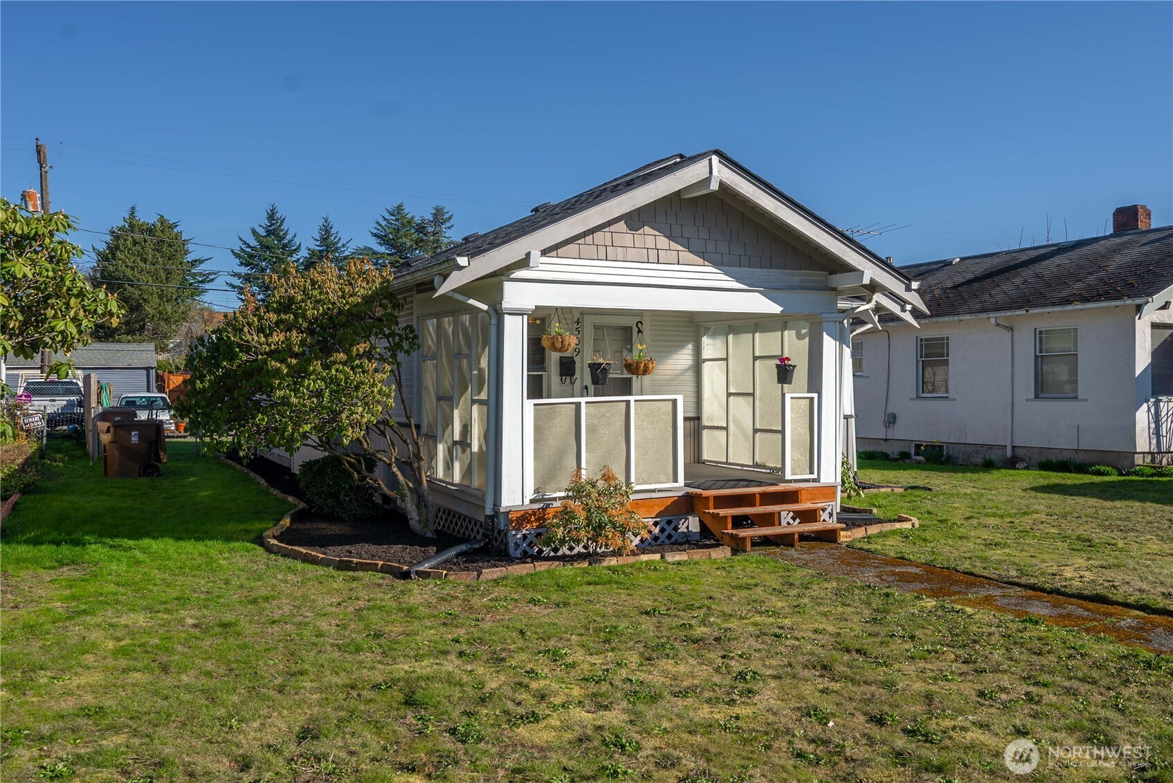 4509 Pacific Avenue , Tacoma, WA 98418