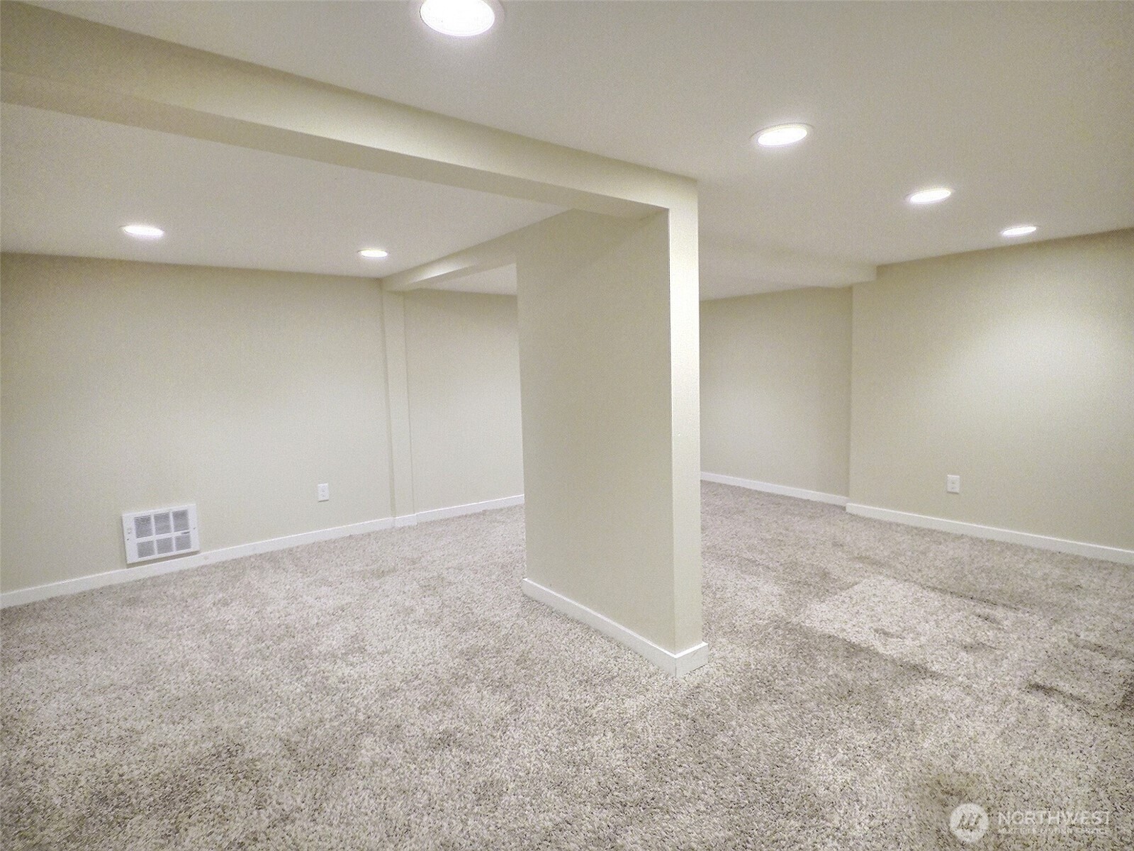 9827 8th Avenue NE, Seattle, WA 98115