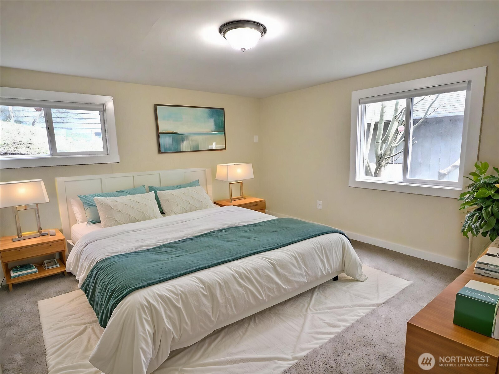 9827 8th Avenue NE, Seattle, WA 98115