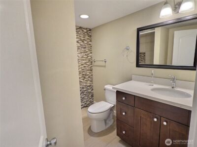 9827 8th Avenue NE, Seattle, WA 98115 - Photo 24