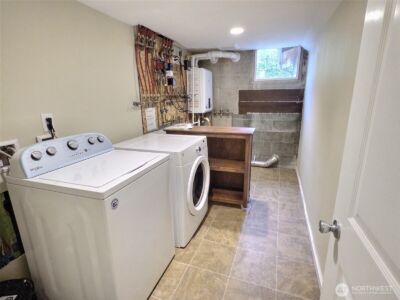 9827 8th Avenue NE, Seattle, WA 98115 - Photo 31