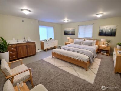 9827 8th Avenue NE, Seattle, WA 98115 - Photo 35