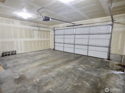 9827 8th Avenue NE, Seattle, WA 98115 - Photo 39