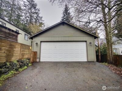 9827 8th Avenue NE, Seattle, WA 98115 - Photo 40