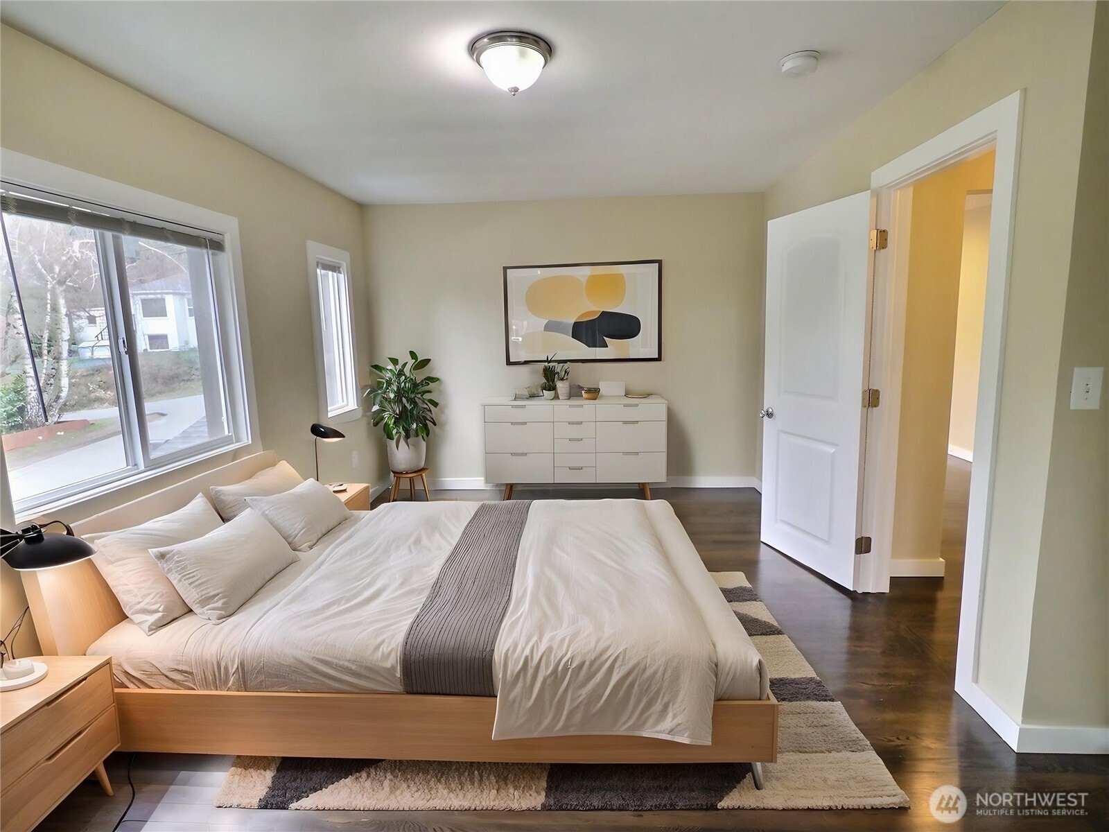 9827 8th Avenue NE, Seattle, WA 98115