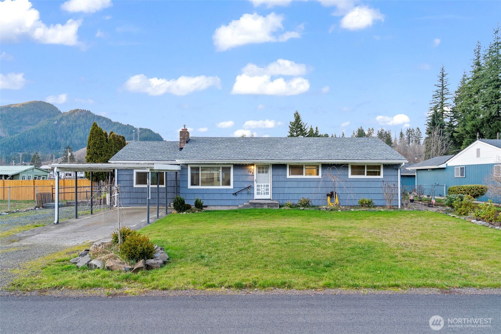 145 Collar Avenue , Morton, WA 98356