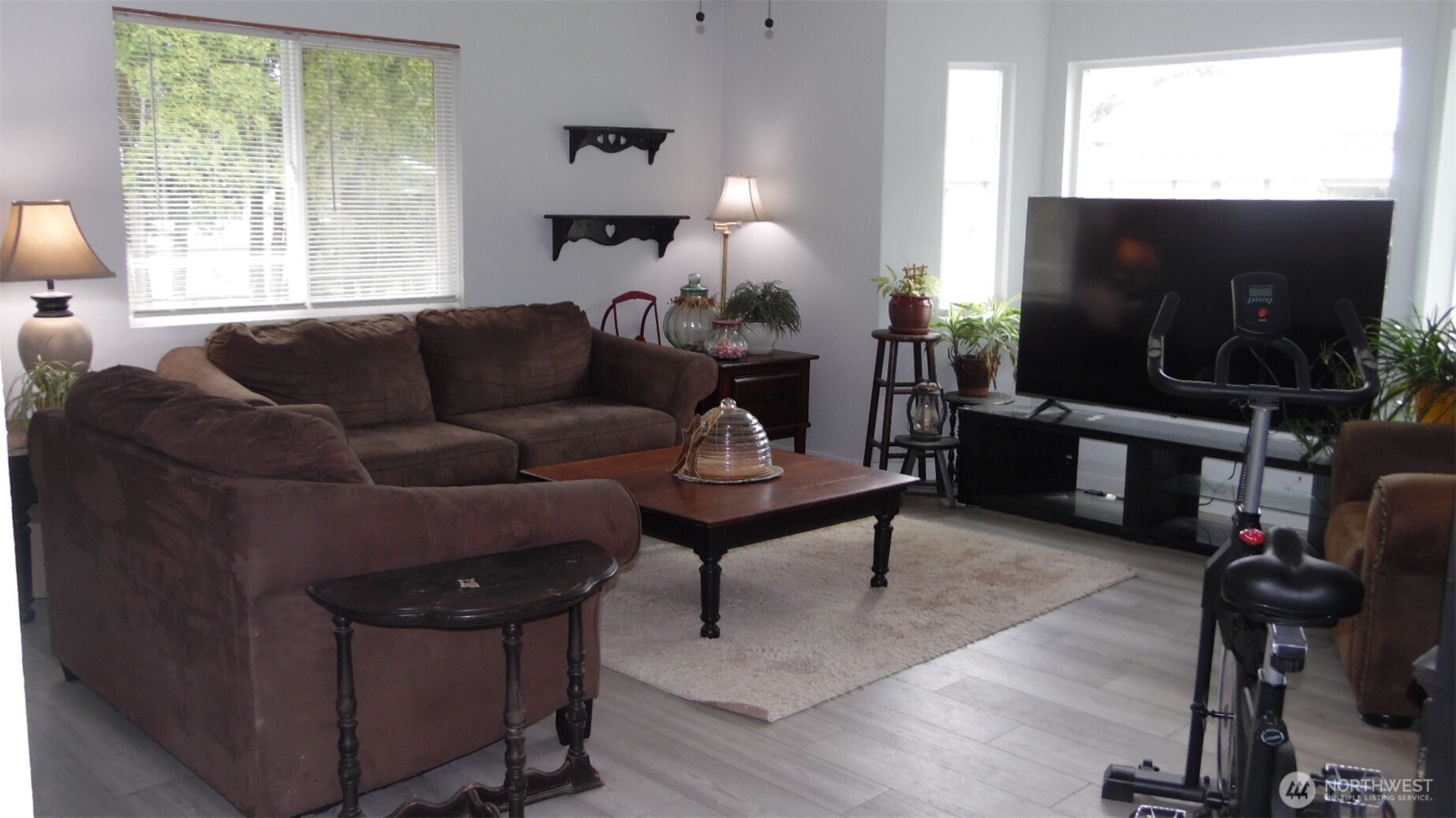 145 Collar Avenue , Morton, WA 98356