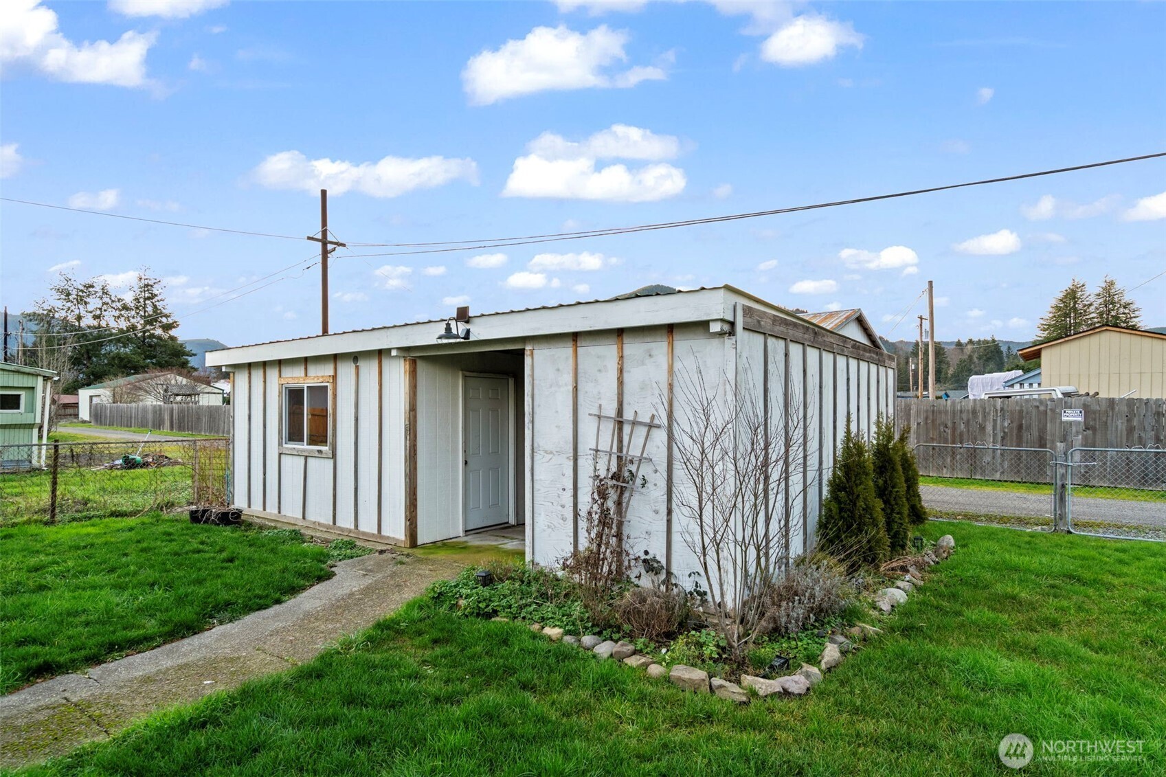 145 Collar Avenue , Morton, WA 98356