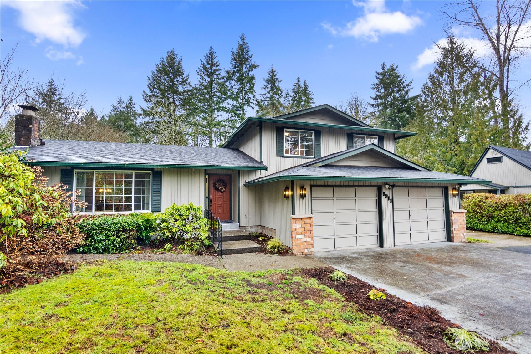 9911 Berkshire Loop SE, Olympia, WA 98513