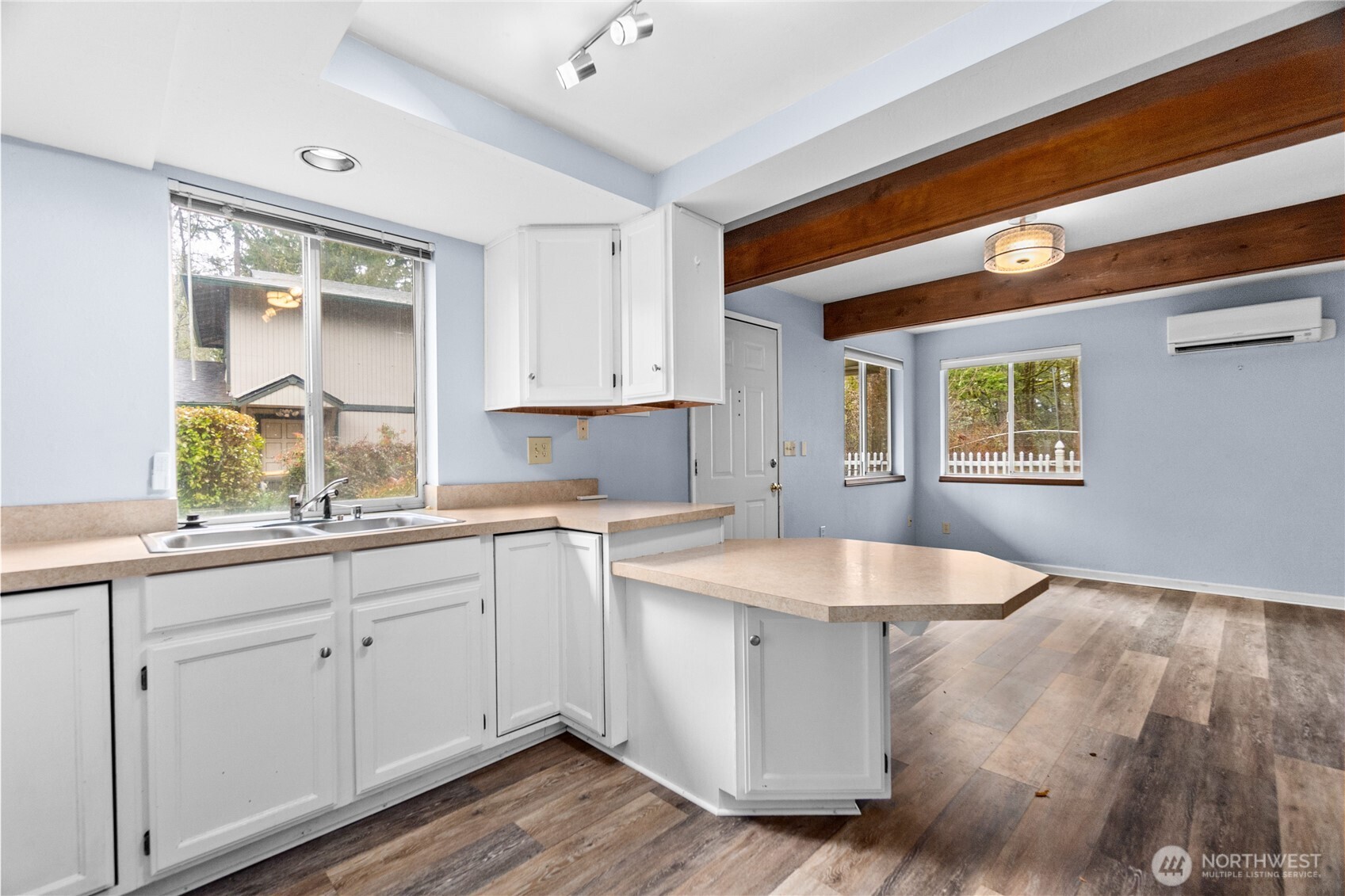 9911 Berkshire Loop SE, Olympia, WA 98513