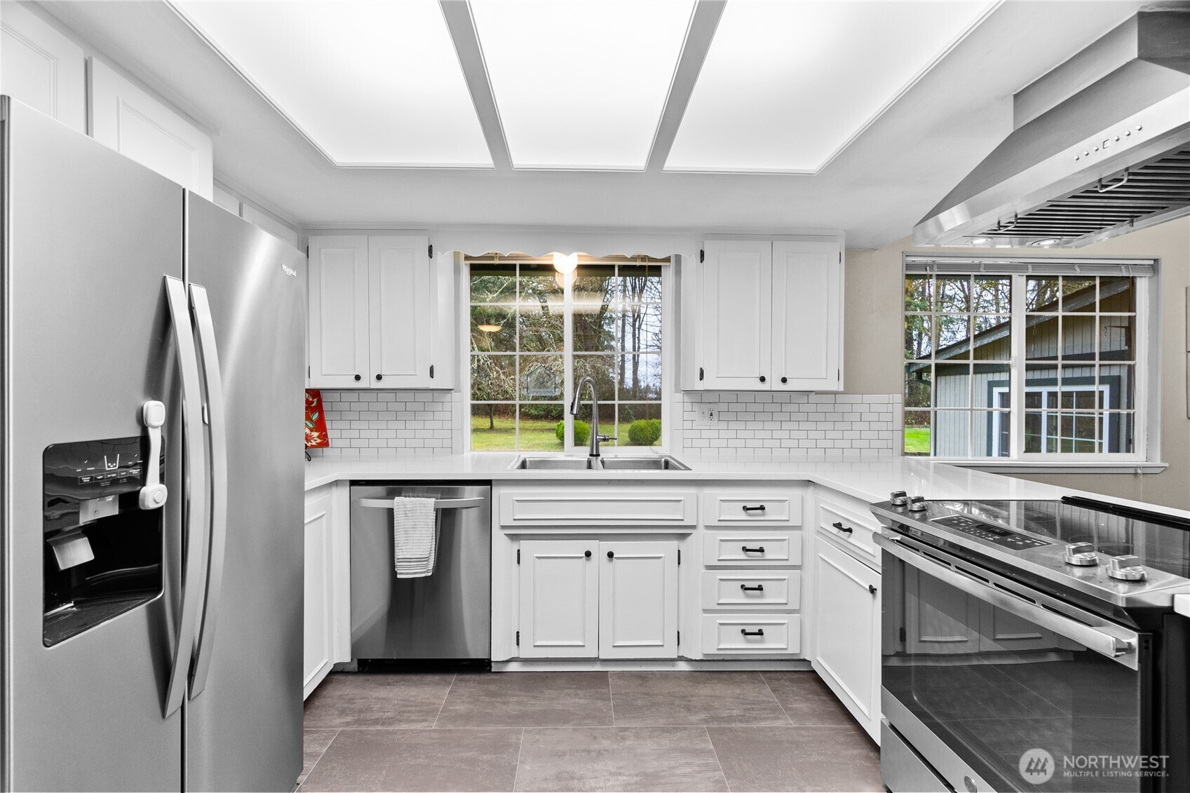 9911 Berkshire Loop SE, Olympia, WA 98513