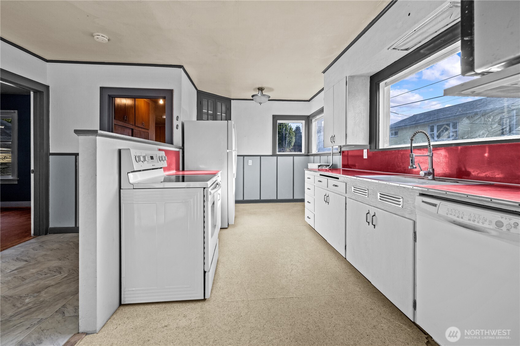 610 N Michigan Street , Aberdeen, WA 98520