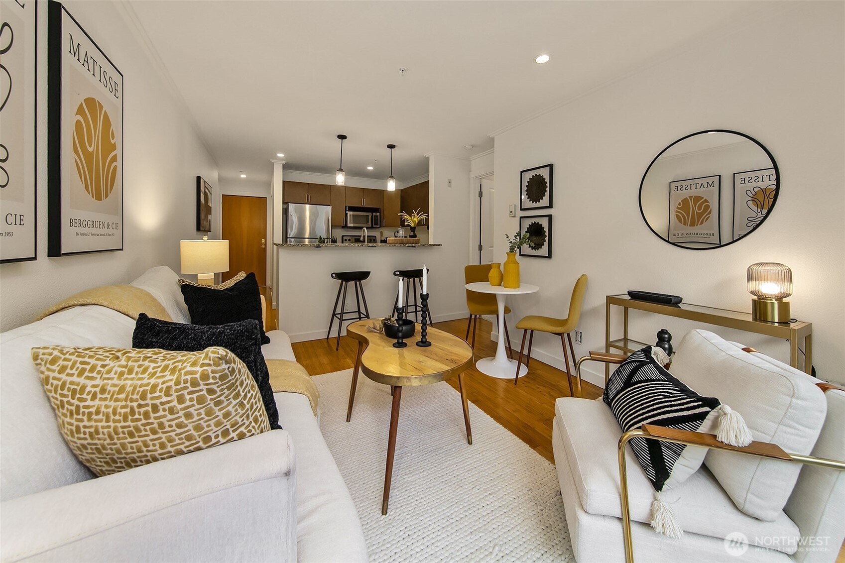 626 4th Avenue W #305, Seattle, WA 98119