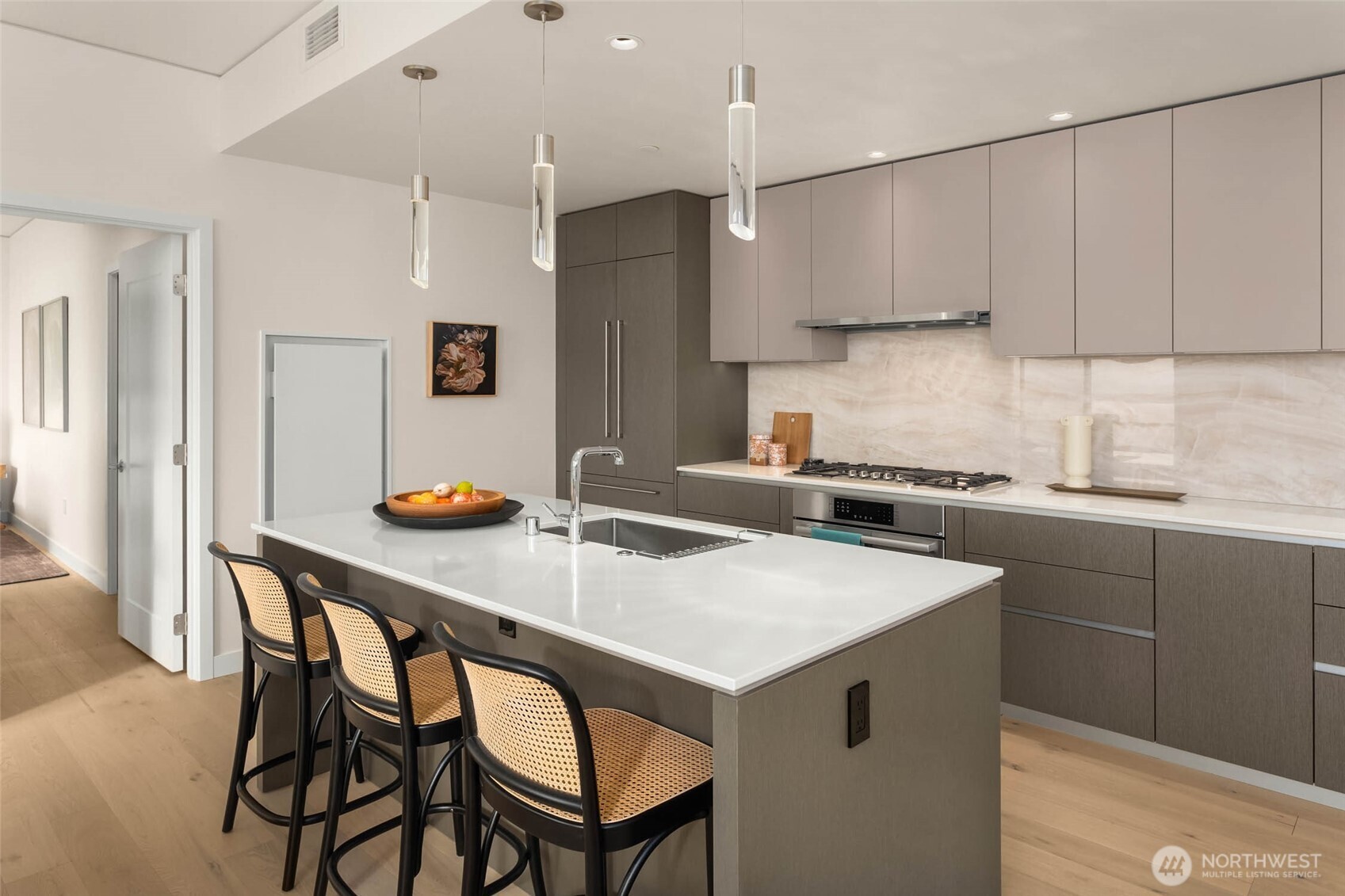 2510 6th Avenue #3705, Seattle, WA 98121