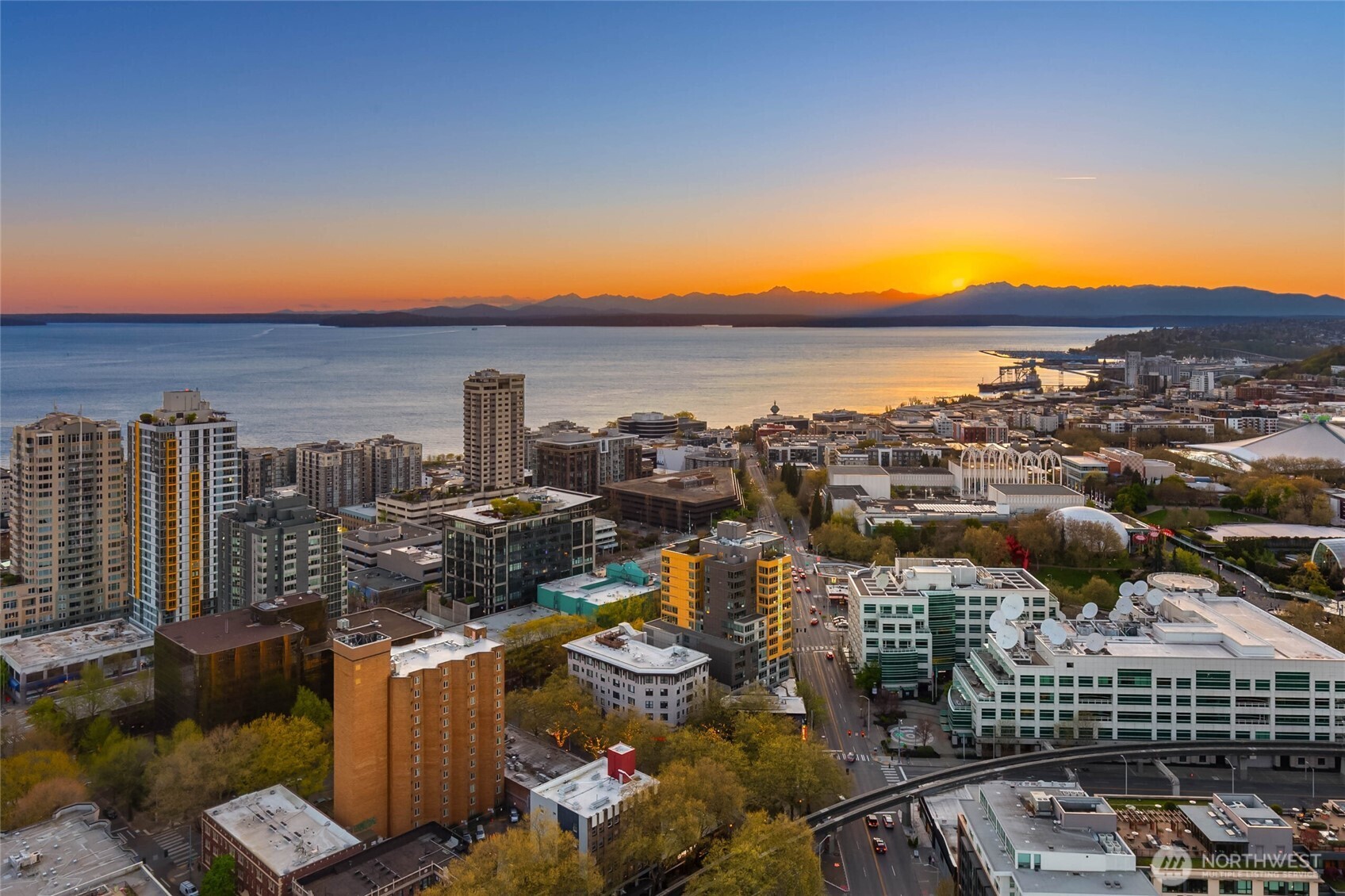 2510 6th Avenue #3705, Seattle, WA 98121