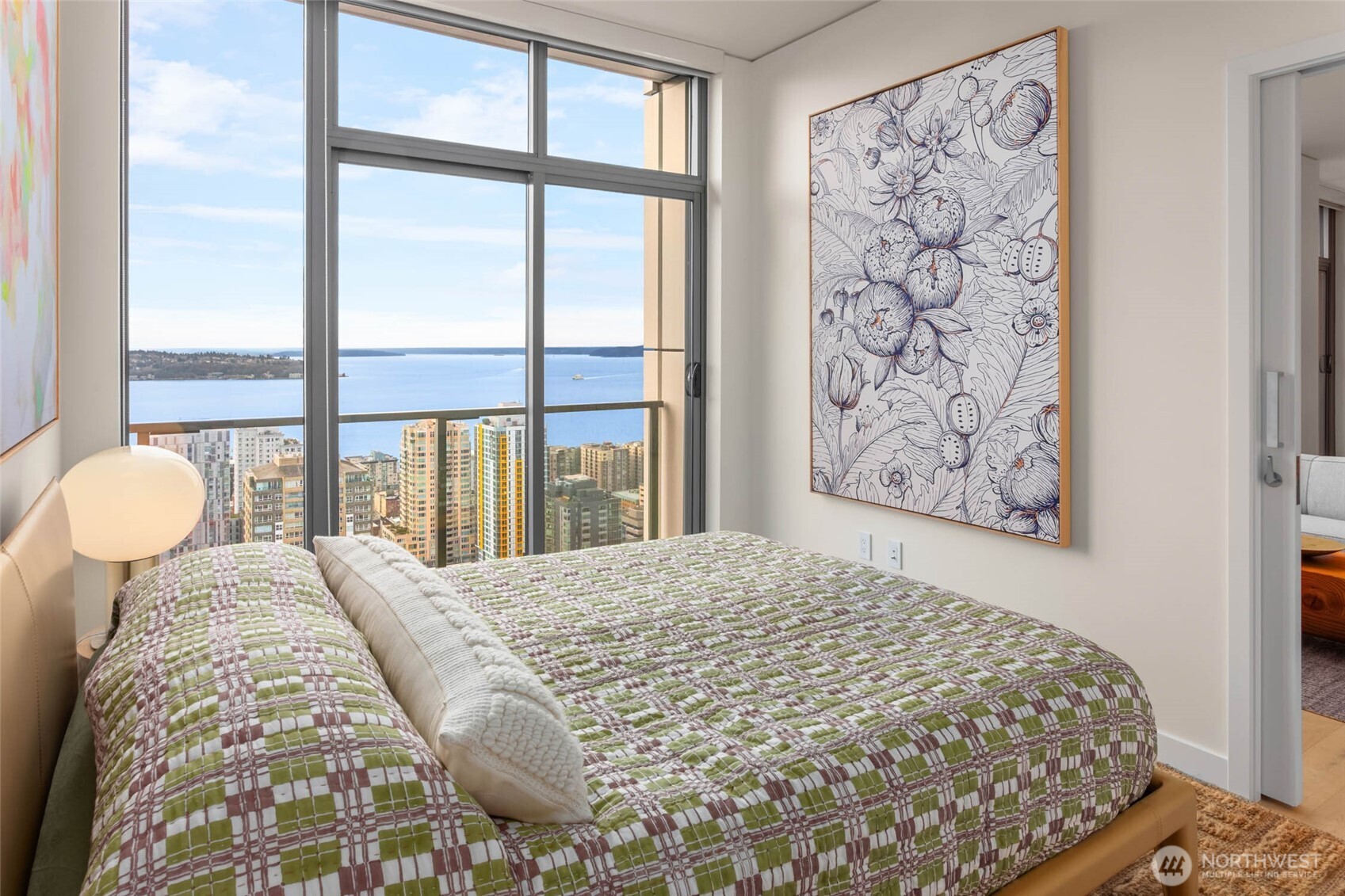 2510 6th Avenue #3705, Seattle, WA 98121