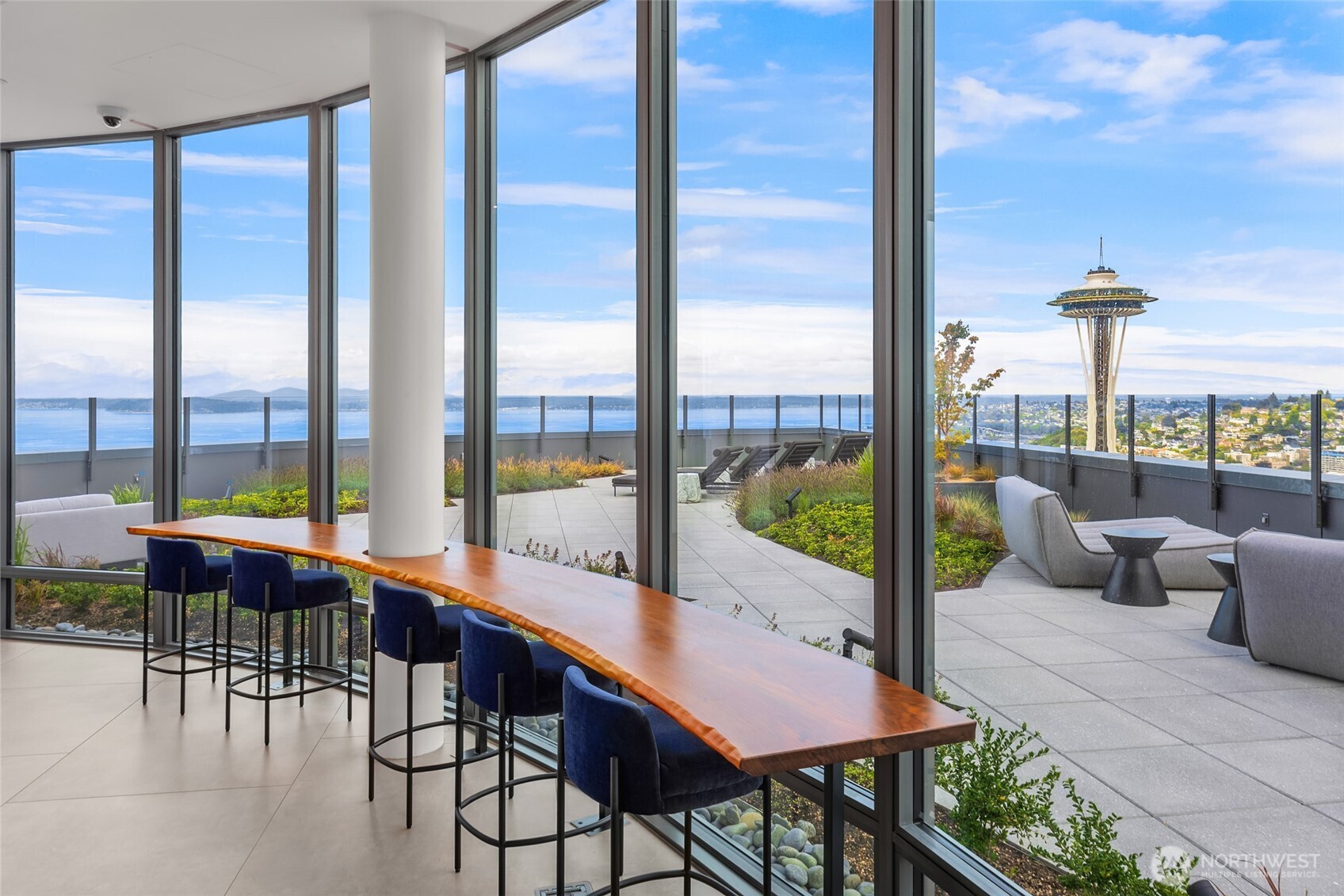 2510 6th Avenue #3705, Seattle, WA 98121