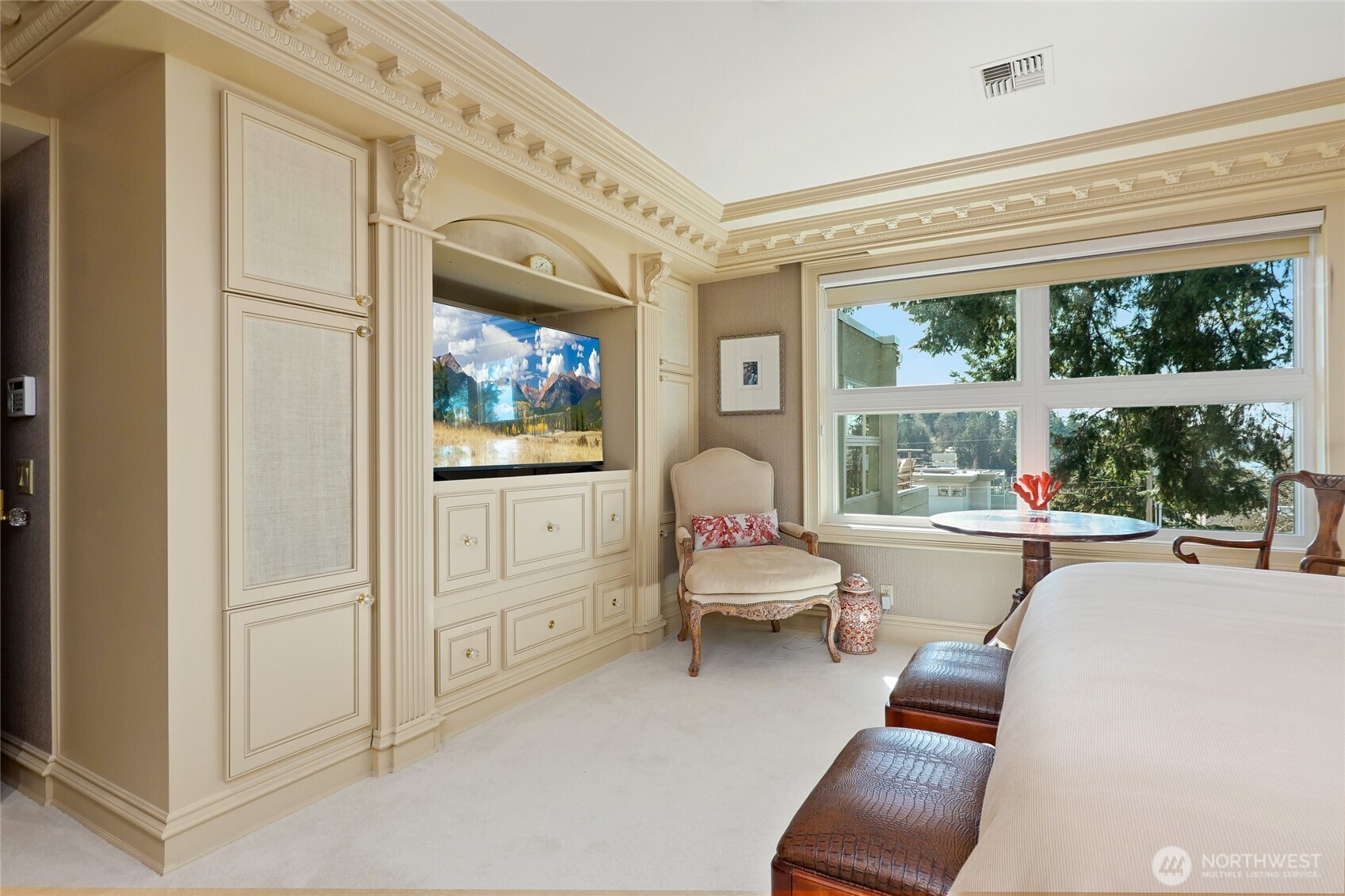 101 99th Avenue NE #301, Bellevue, WA 98004